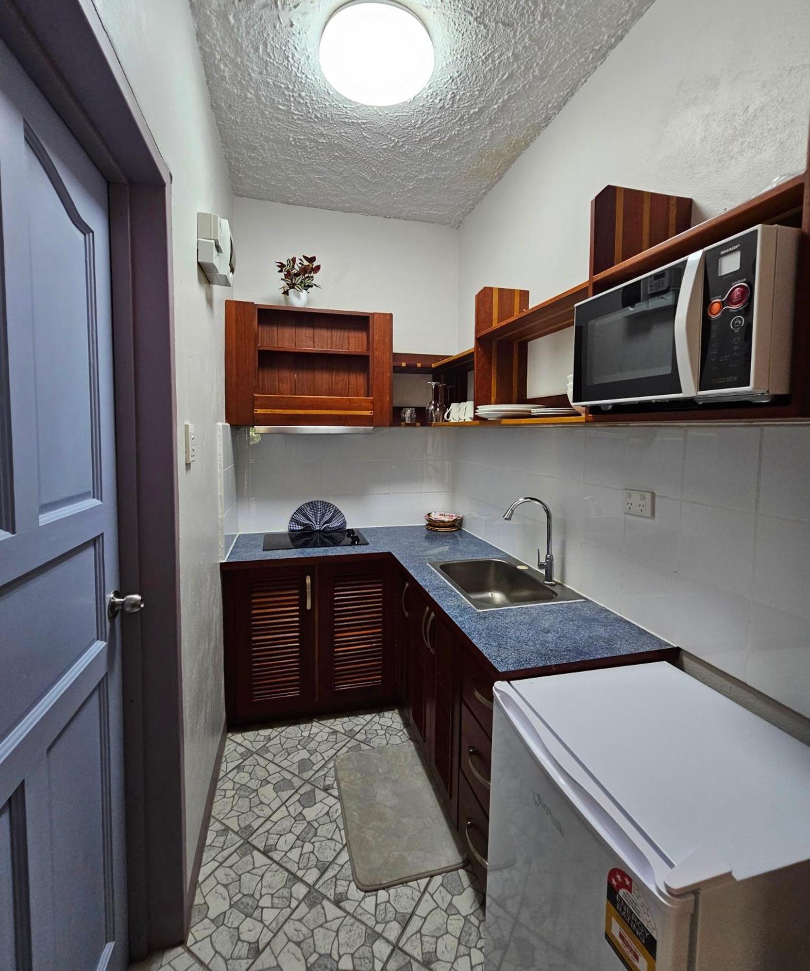 Sanalae Apartments Honiara Exterior foto